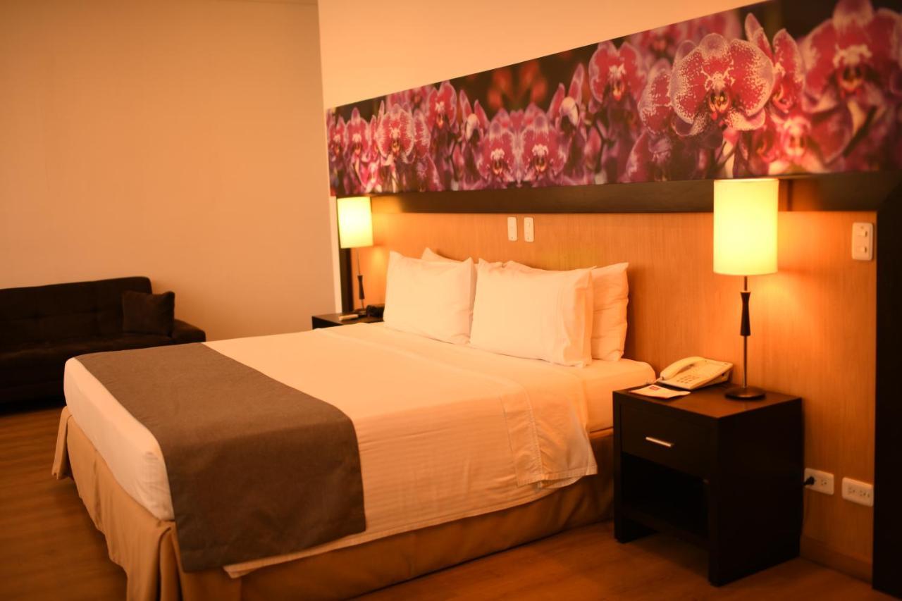 Mi Hotel Sandiego Medellín Eksteriør billede